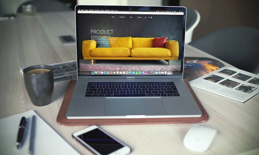 Website-redesign: wanneer loont het zich écht voor technische bedrijven Website-redesign: wanneer loont het zich écht voor technische bedrijven